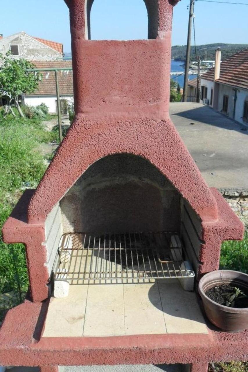 סאלי Apartment Ralje מראה חיצוני תמונה