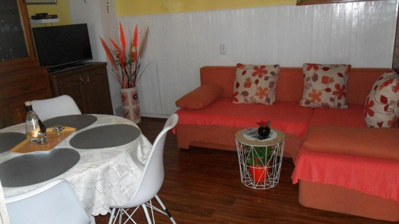 סאלי Apartment Ralje מראה חיצוני תמונה